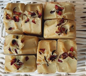 Zöld színek, természetes ápolás avokádóolajjal, avokádópürével