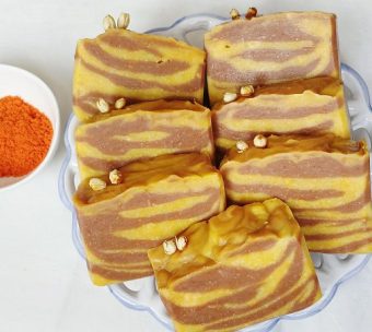 Selymes, kakaóvajas karotta szappan